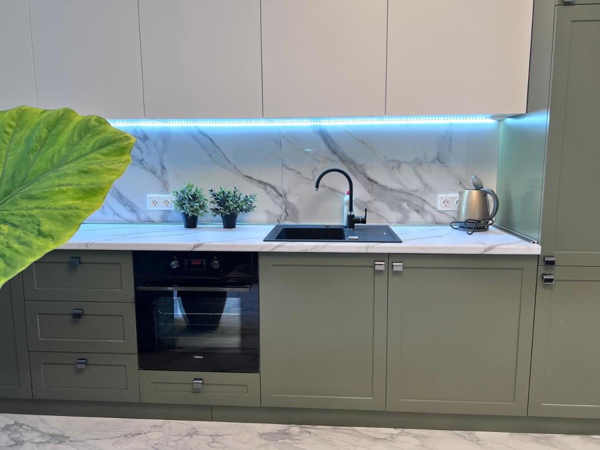 Apartment In Axis Towers, Tbilisi Business Center מראה חיצוני תמונה